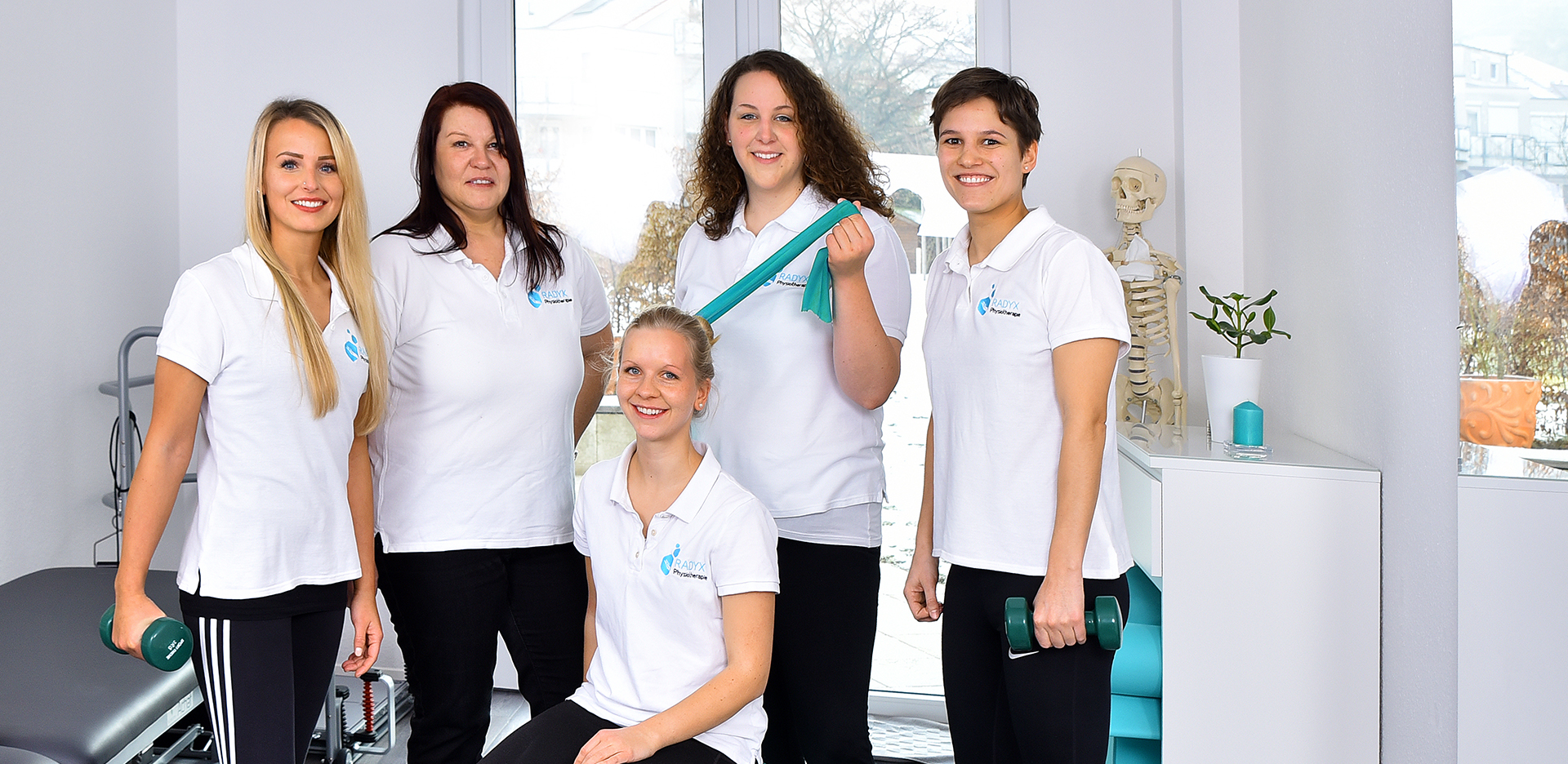 Das fünfköpfige Team der Radyx Physiotherapie Leonberg.